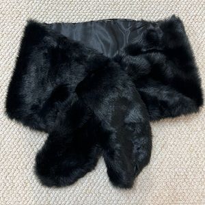 David’s Bridal Pull Through Faux Fur Shawl